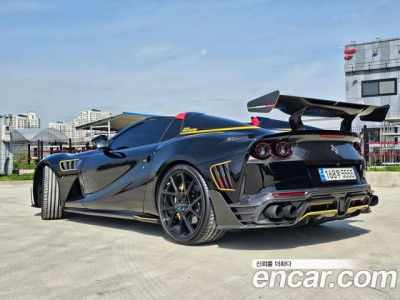 Ferrari 812 2021 г.