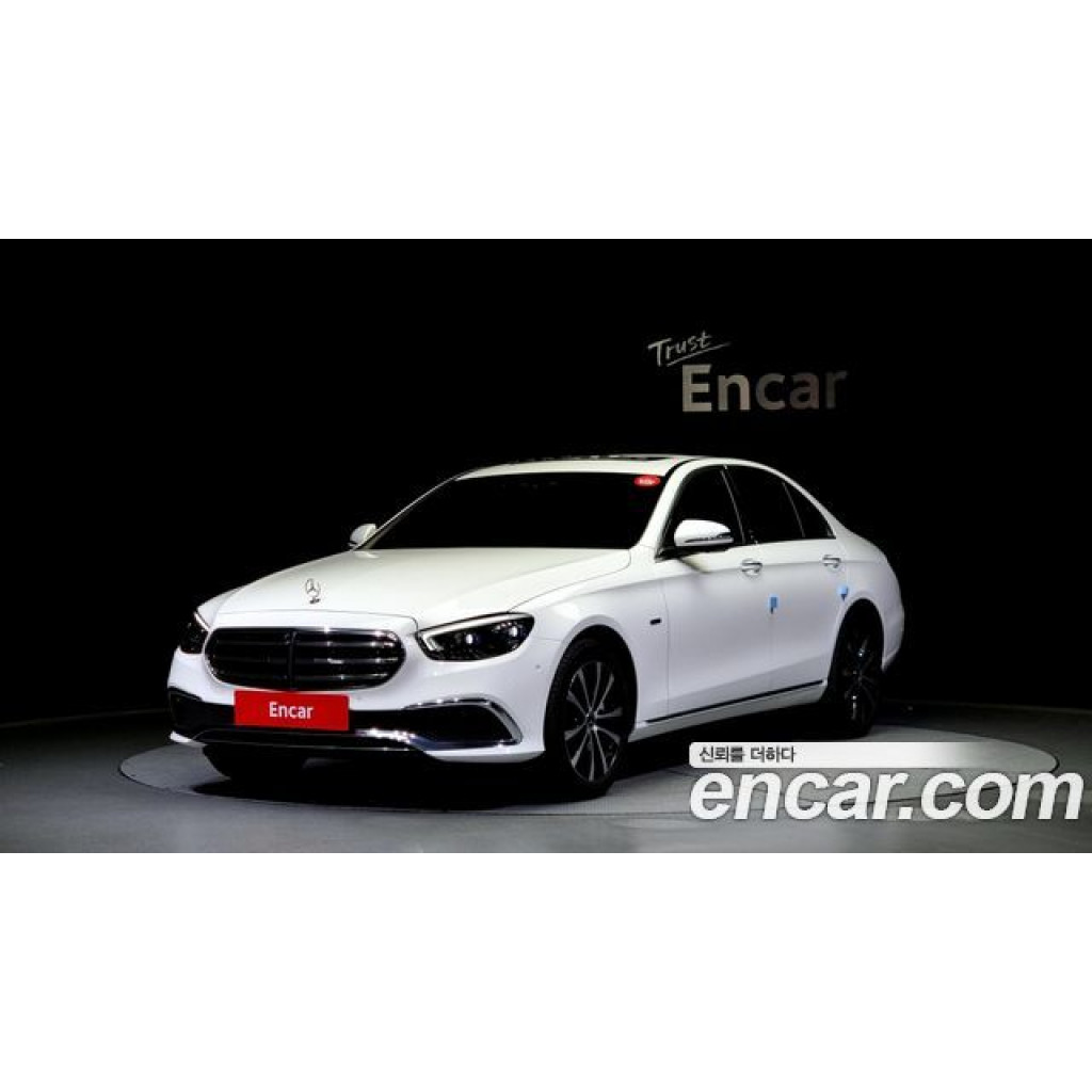 Mercedes Benz E-Class 2021 г.