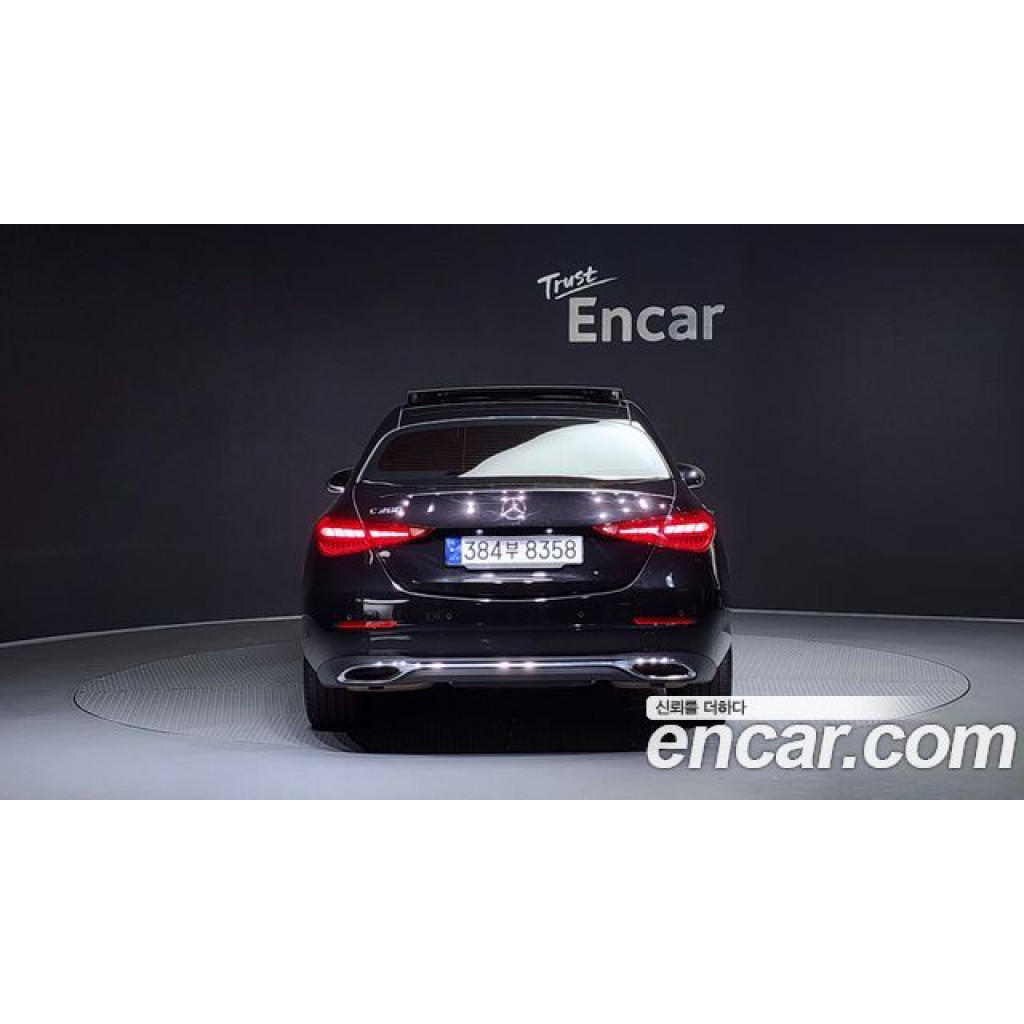 Mercedes Benz C-Class 2023 г.
