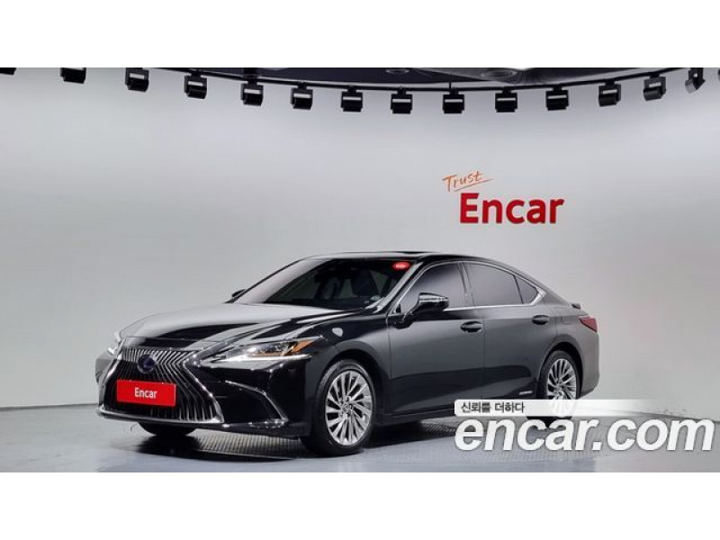 Lexus IS 2021 г.