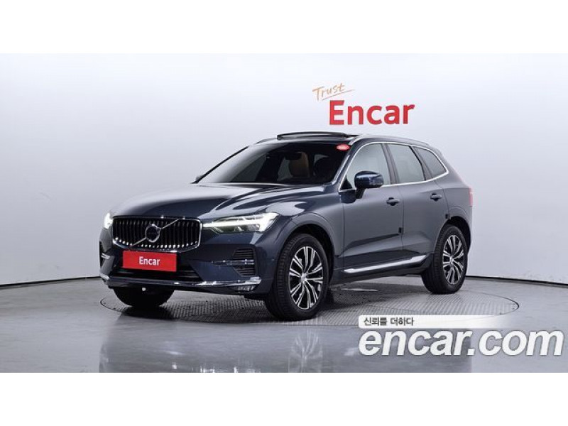 Volvo XC60 2022 г.