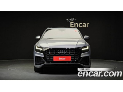 Audi SQ8 2021 г.