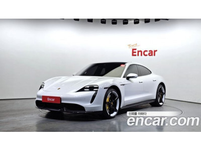 Porsche Taycan 2021 г.