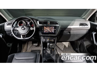 Volkswagen Tiguan 2020 г.