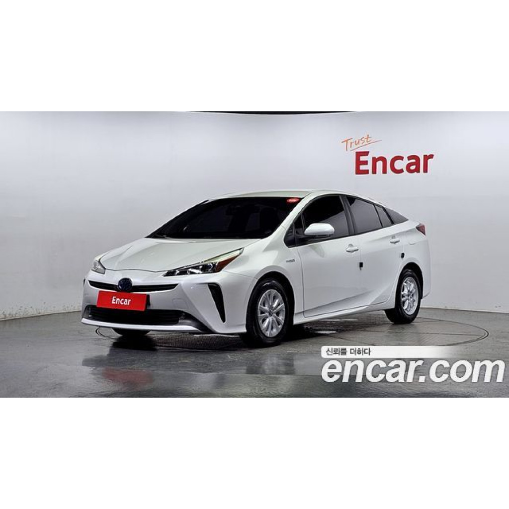 Toyota Prius 2021 г.