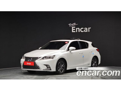 Lexus CT200h 2020 г.