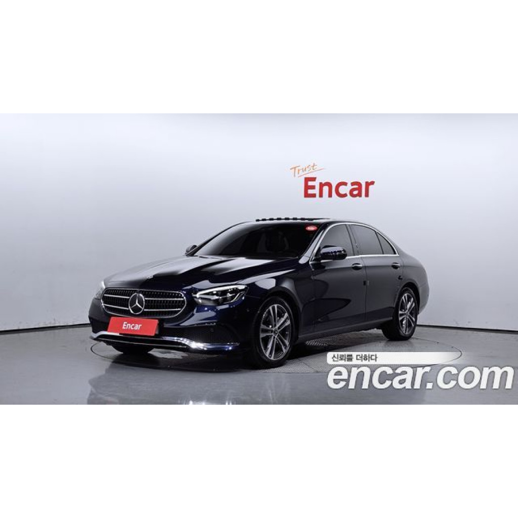 Mercedes Benz E-Class 2023 г.
