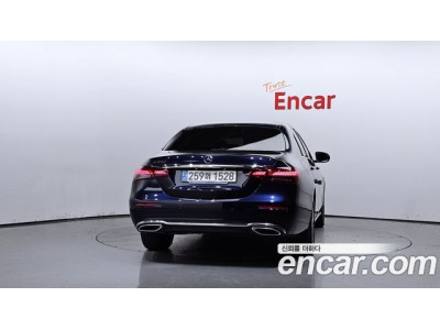 Mercedes Benz E-Class 2023 г.