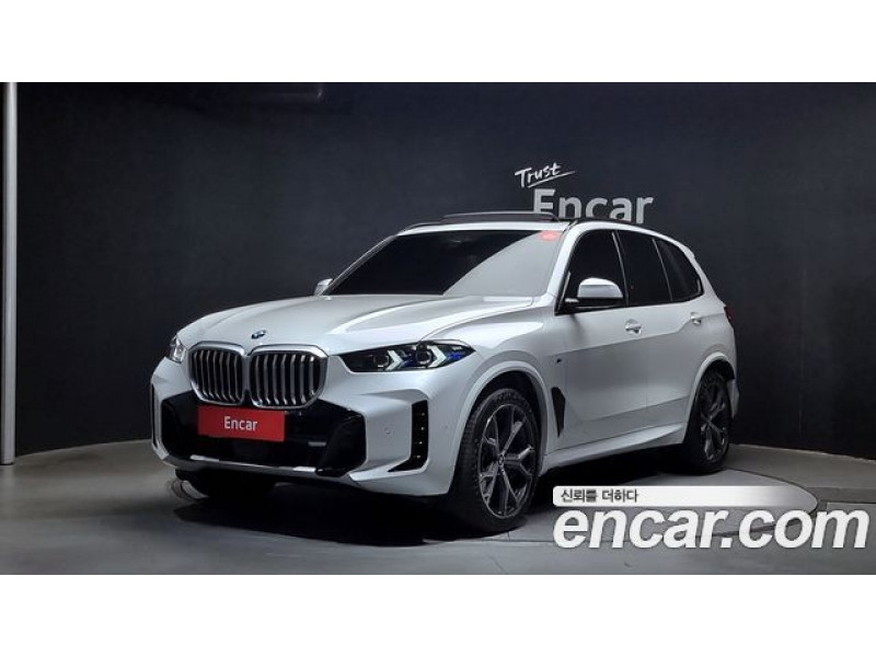 BMW X5 2024 г.