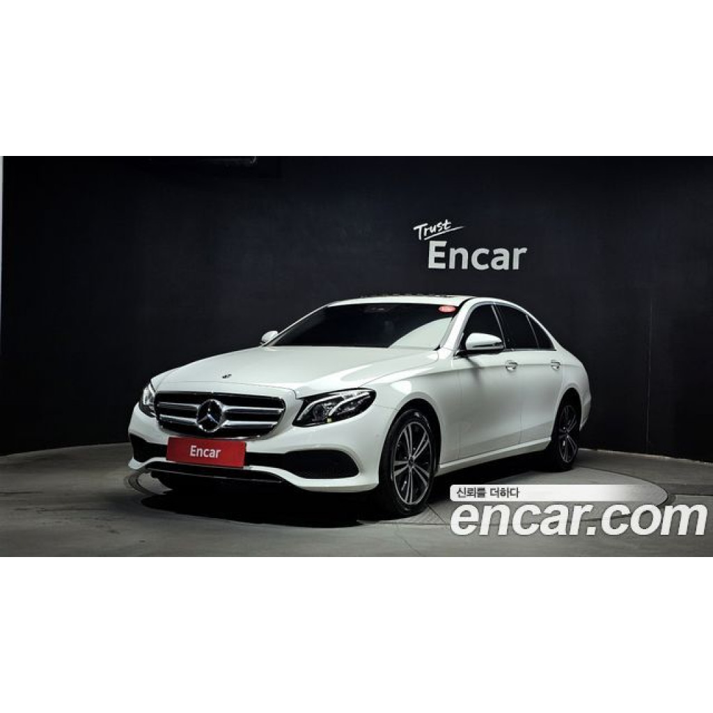 Mercedes Benz E-Class 2020 г.