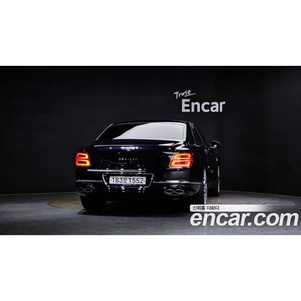 Bentley Flying Spur 2022 г.