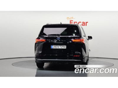 Toyota Sienna 2023 г.