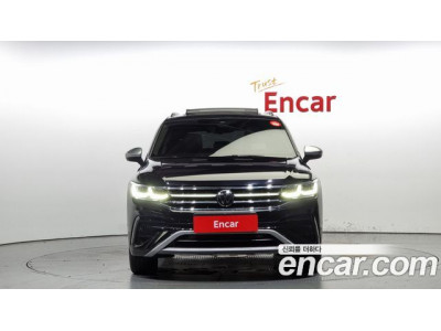 Volkswagen Tiguan 2023 г.