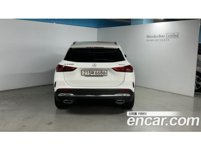 Mercedes Benz GLA-Class 2022 г.