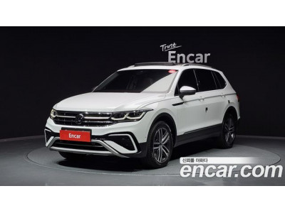 Volkswagen Tiguan 2023 г.