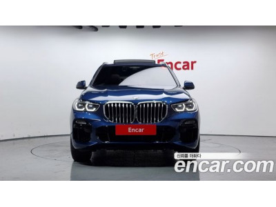 BMW X5 2021 г.