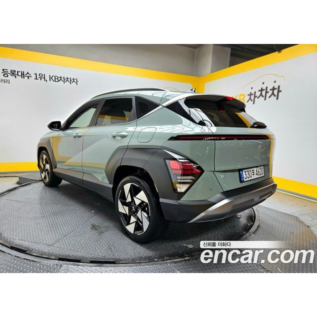Hyundai Kona 2023 г.