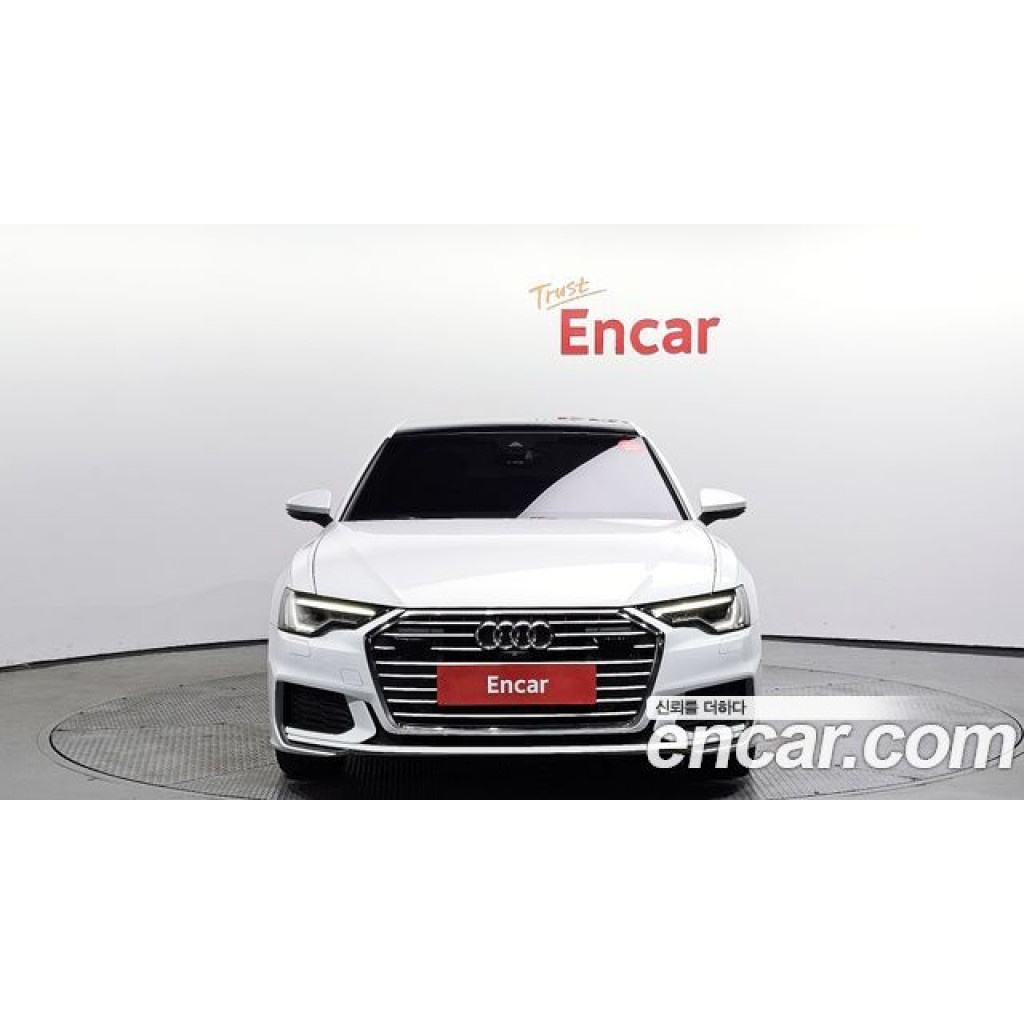 Audi A6 2022 г.