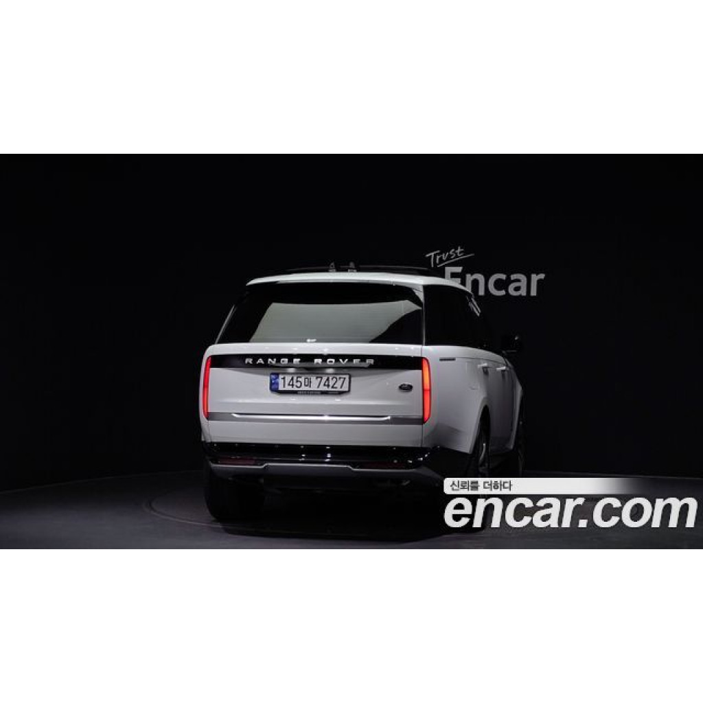 Land Rover Range Rover 2023 г.