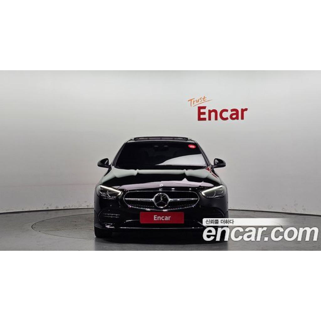 Mercedes Benz C-Class 2024 г.