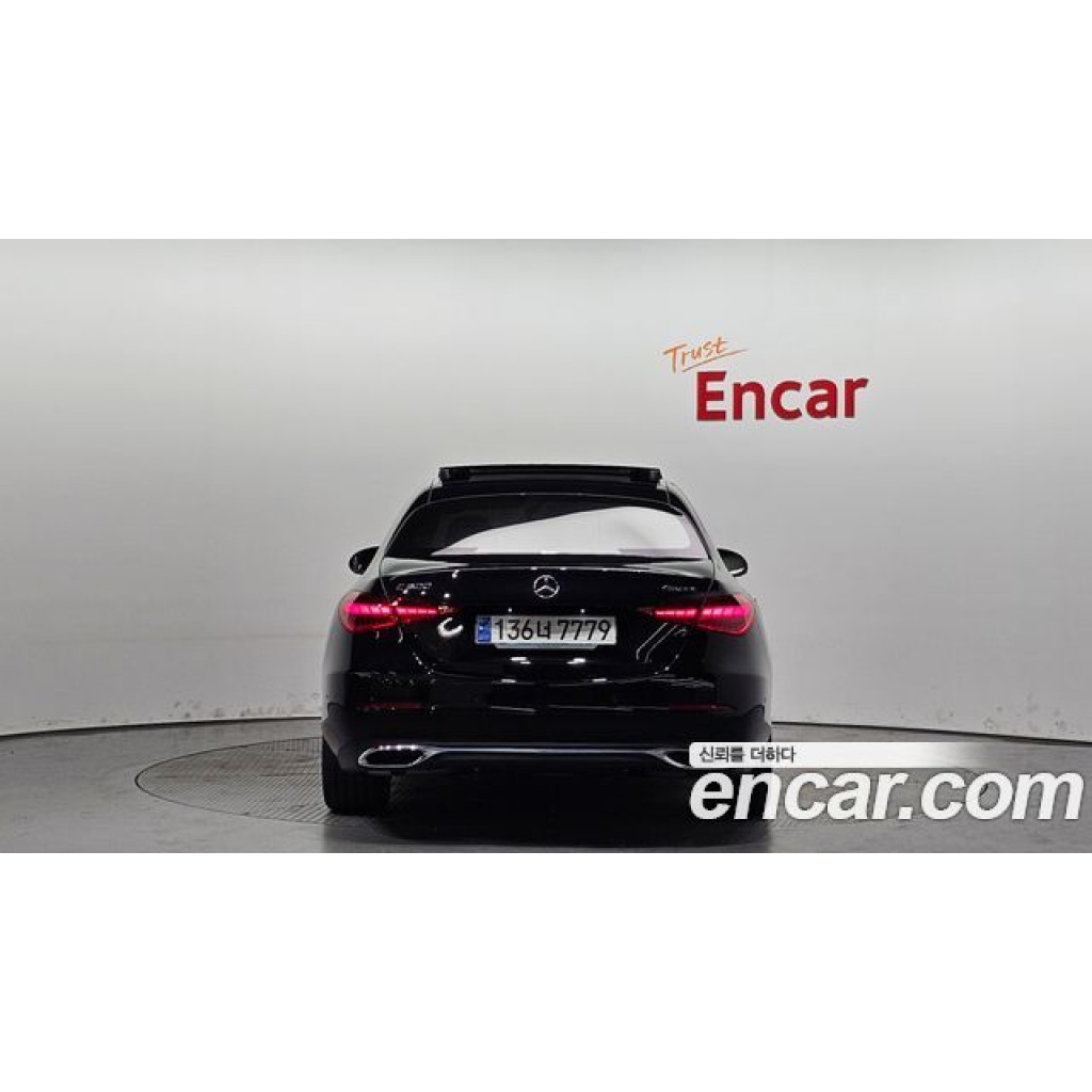 Mercedes Benz C-Class 2024 г.