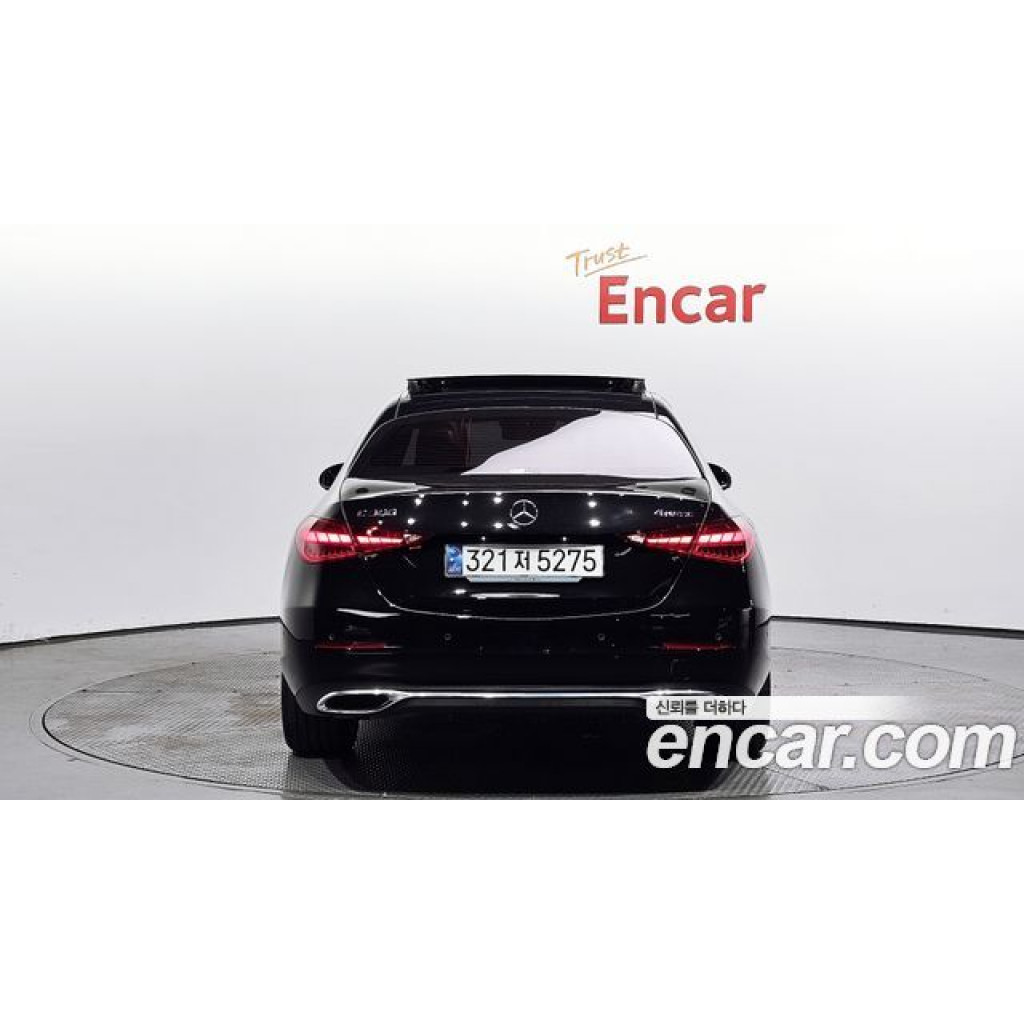Mercedes Benz C-Class 2024 г.