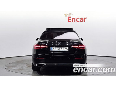Mercedes Benz C-Class 2024 г.