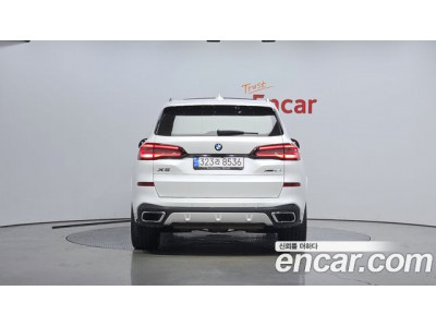BMW X5 2022 г.