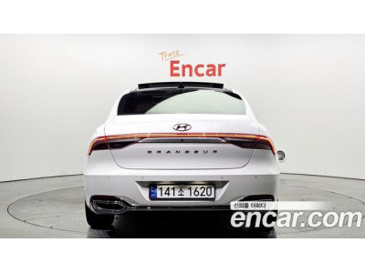 Hyundai Grandeur 2023 г.